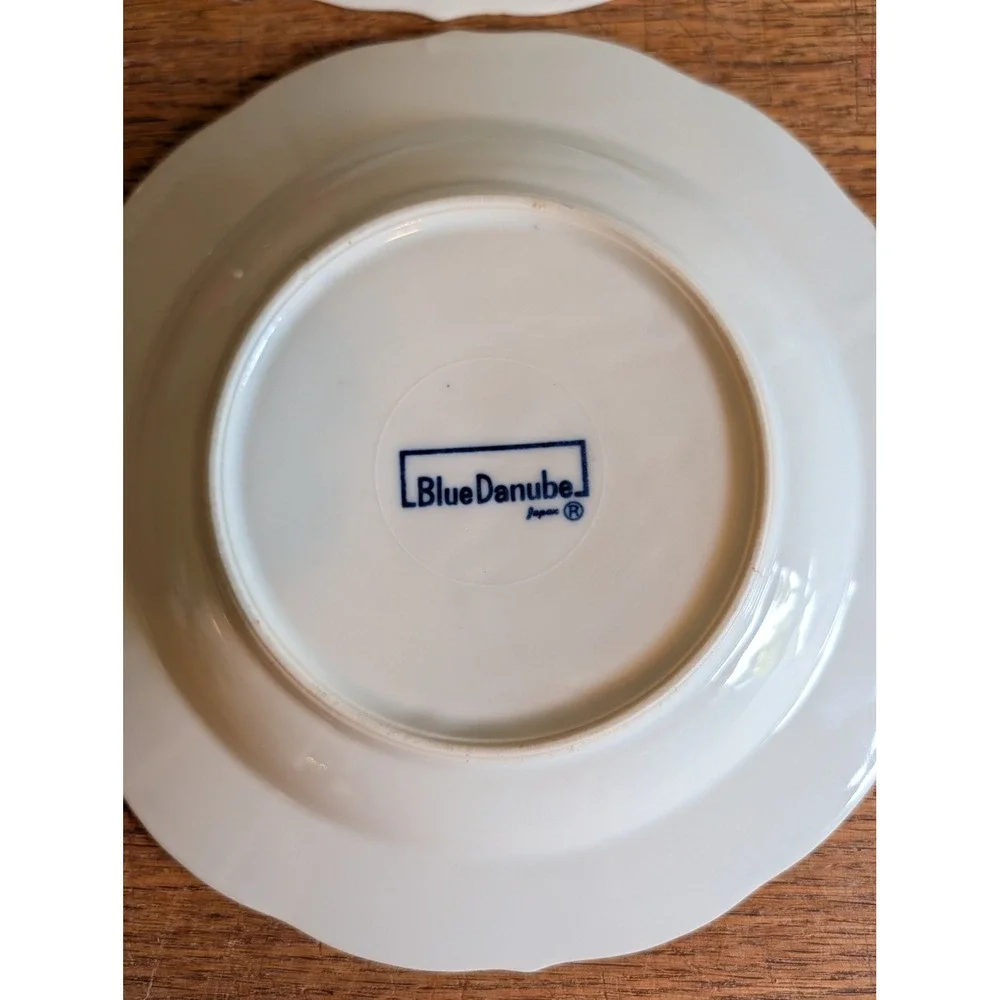 Blue Danube Rim Soup Bowls Set of 4 Blue Onion Pattern Scalloped Japan 8.5